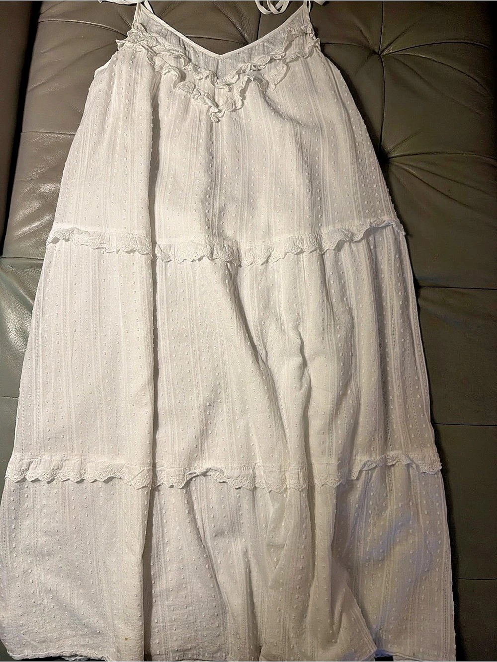 Belle White Maxi Dress Size XS Like New